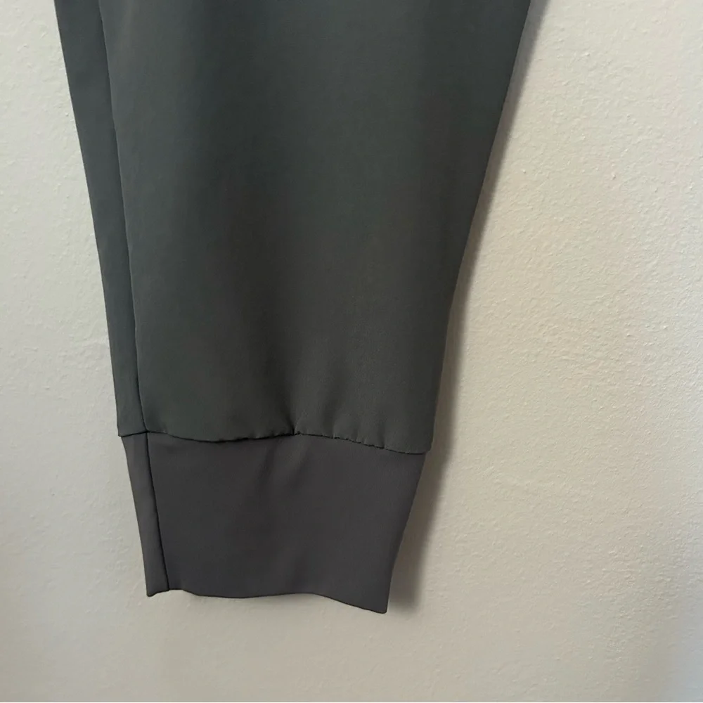 Patagonia Gray Activewear Bottoms - Picture 5 of 9